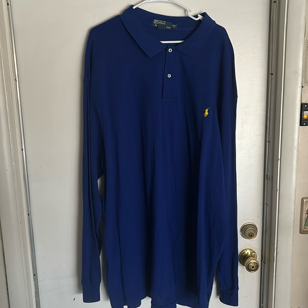 Long sleeves blue polo shirt